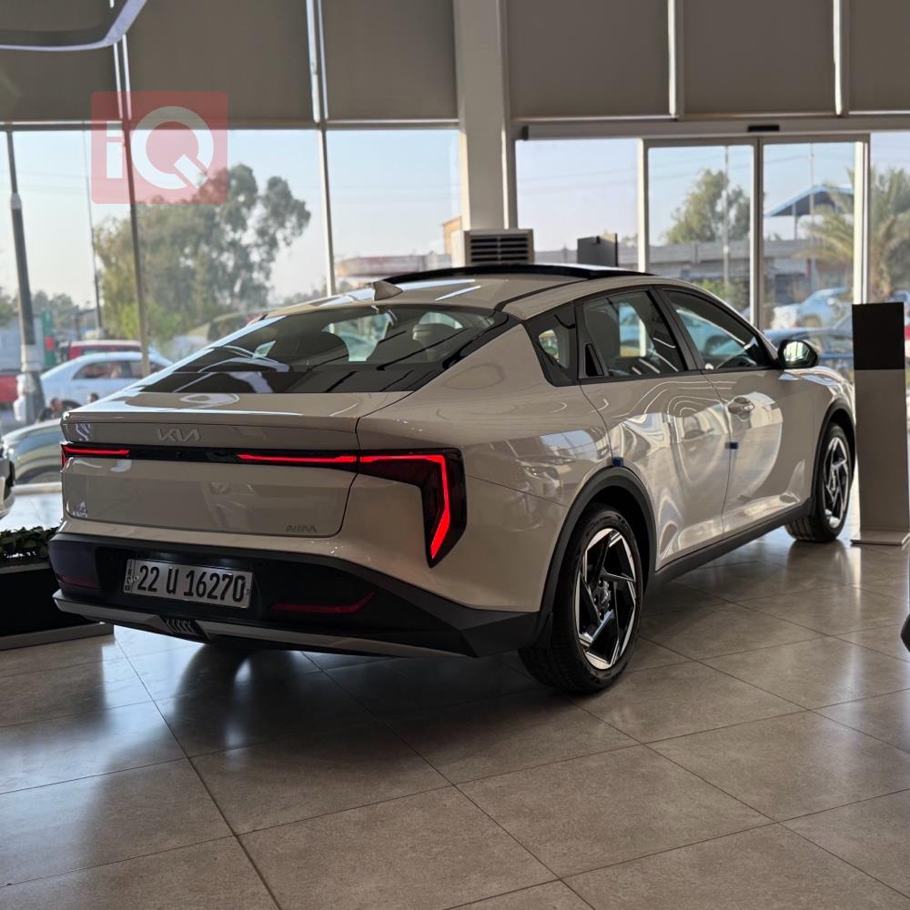 Kia K4
